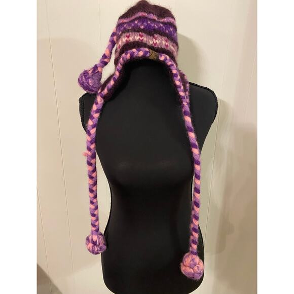 Turtle Fur Pink Purple Earflap Winter Beanie Pom Pom 100% Wool Handmade in Nepal - Picture 1 of 7